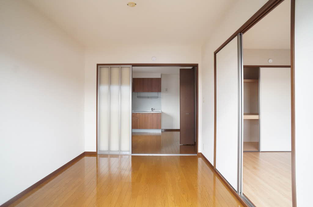 リバティガ－デンⅡＢ 201号-3