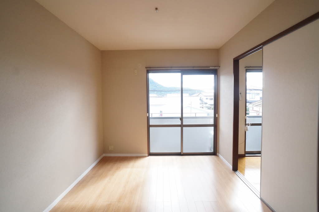 リバティガ－デンⅡＢ 201号-9