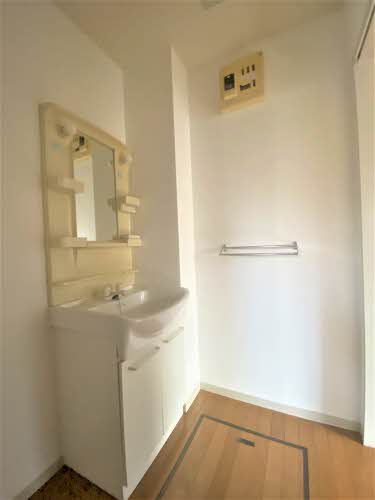 ファミーユ 101号-10