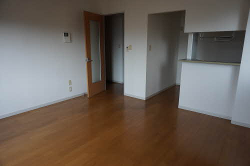 ファミーユ 202号-4