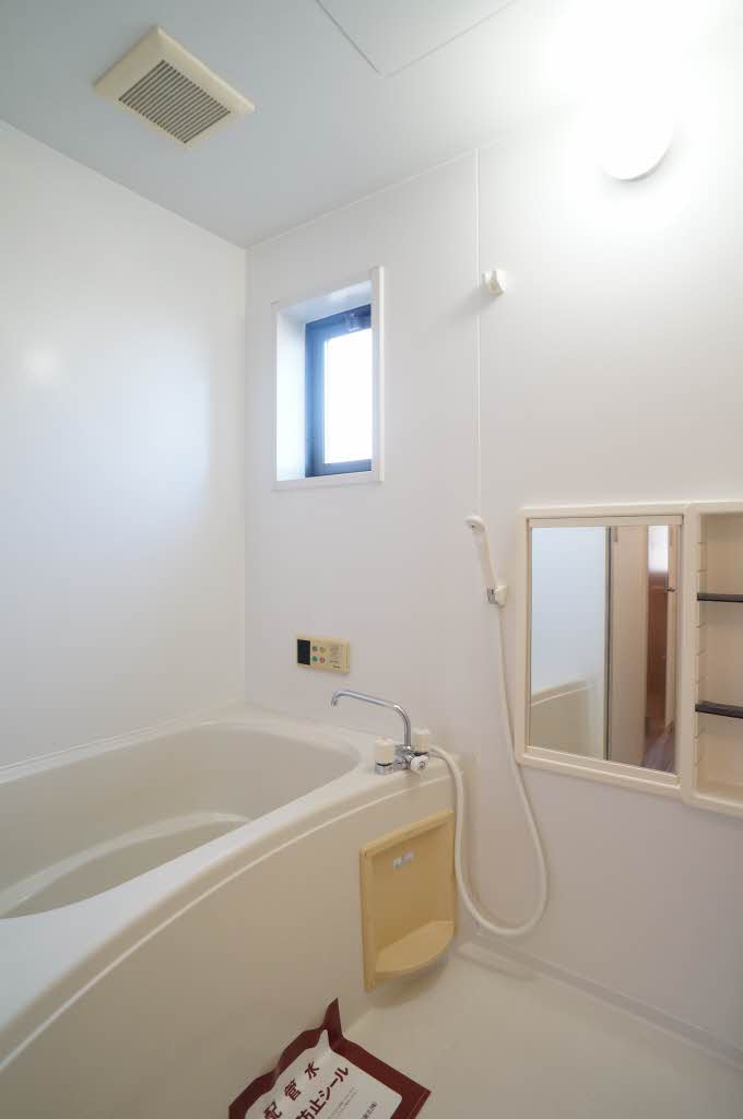 ヴィラ・クラシオンA 102号-5