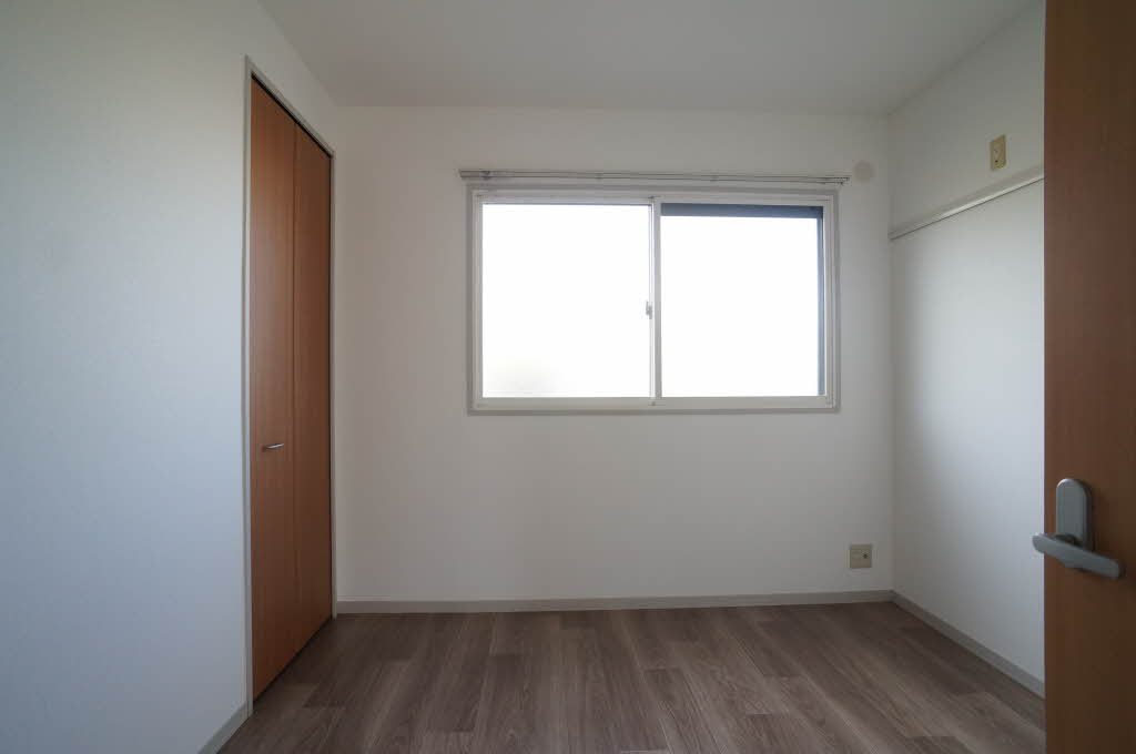 ヴィラ・クラシオンA 102号-9