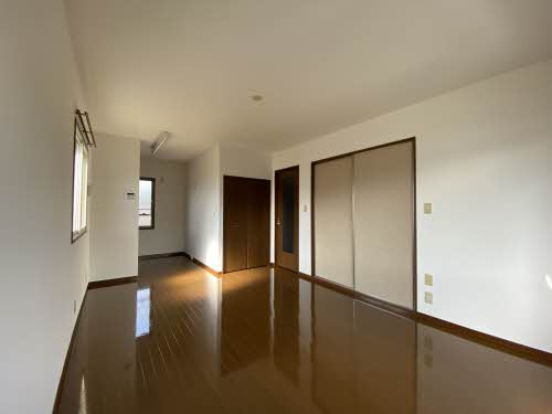 ヴィラ・クラシオンB 201号-2