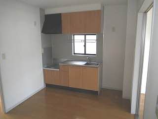 パインハウス 202号-3