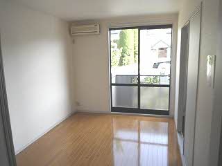 パインハウス 202号-5