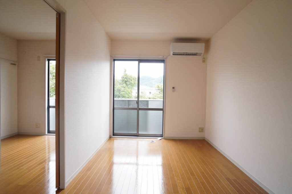 ガードナー長滝前 201号-2