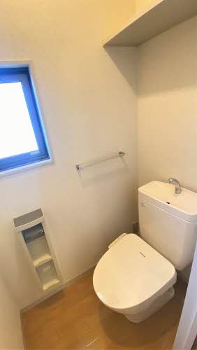 エターナルタウン E 201号-8