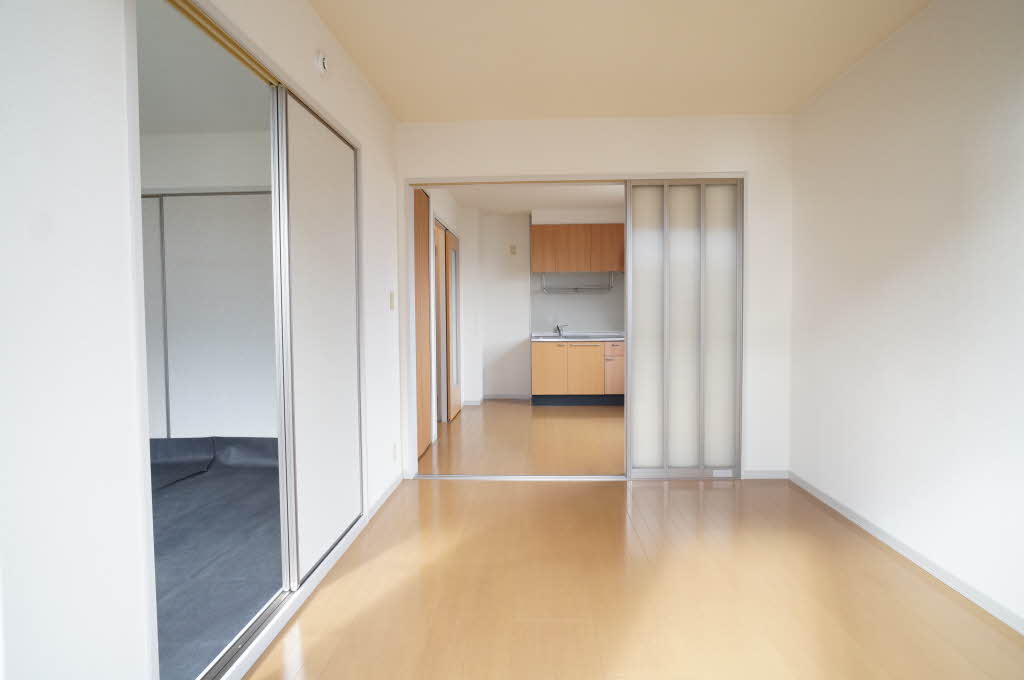 ハッピープレイス　Ａ 102号-3