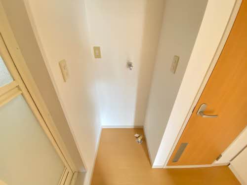 ハッピープレイス　Ｃ 101号-8