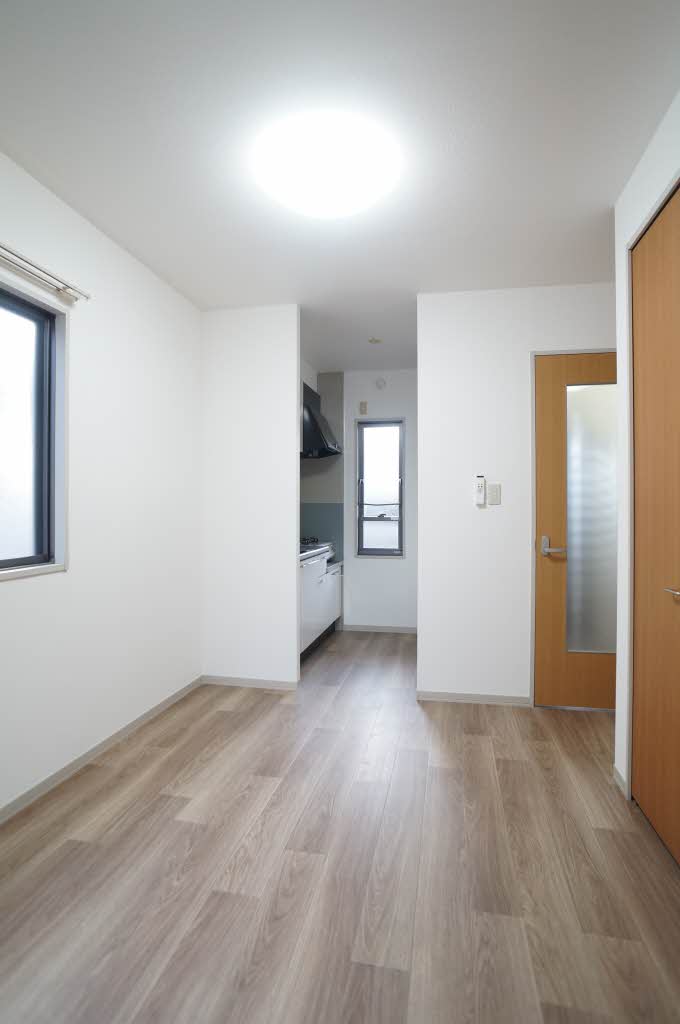 ハッピープレイス　Ｃ 203号-5