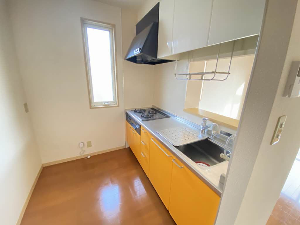 サングリ－ンＢ 202号-4