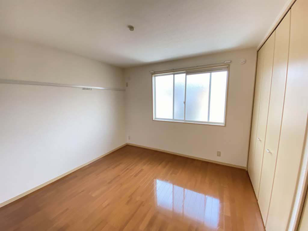 サングリ－ンＢ 202号-11