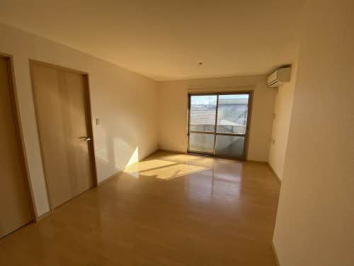 シャーメゾン方木田 201号-2