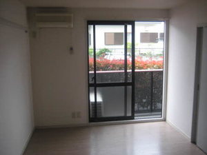 ビューラー美つ坦B 203号-3