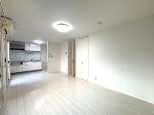 エーデルワイス桜木 101号-2