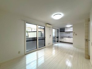 エーデルワイス桜木 101号-3