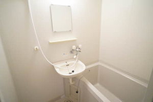 ガーデンヒルズ 203号-4