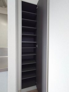 Ｆｌｏｗｅｒ　Ｇａｒｄｅｎ弐番館 203号-10