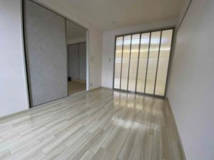 サンクス E 102号-5