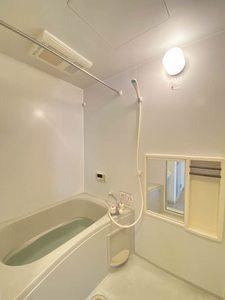 サンクス　Ｅ 203号-7