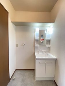 グランディーナ開成Ⅲ 201号-8