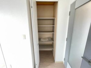 プレジオ石堂　Ｂ 202号-8