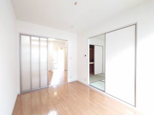 ビューパレーマルキ五番館 102号-3