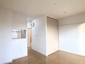 サンライズ　Ｃ 102号-3