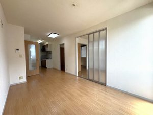 プレッセ山根A 101号-2