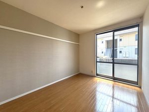 プレッセ山根A 101号-4