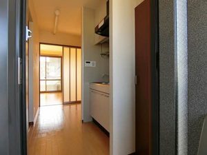 バリュージュ上町 203号-3