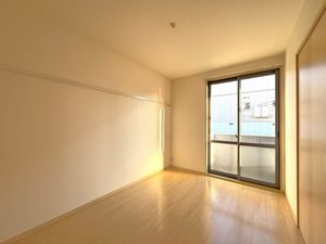 メゾン八山田A 105号-3