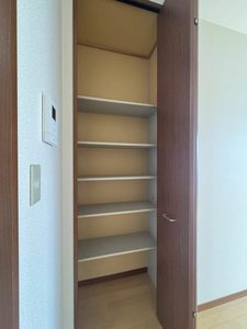 インターヴィレッジC 201号-8