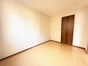 ソレイユ堤 103号-4