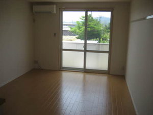 ガーデンヒルズＥ 102号-5