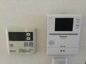 ヴァン・コリーヌ 103号-8