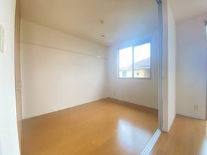 ルミエールショウワ A 201号-9