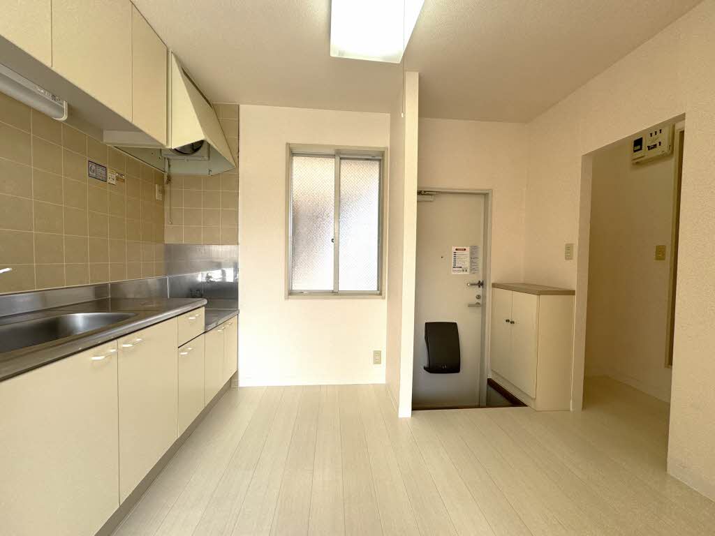 フレグランス小原田 102号-8