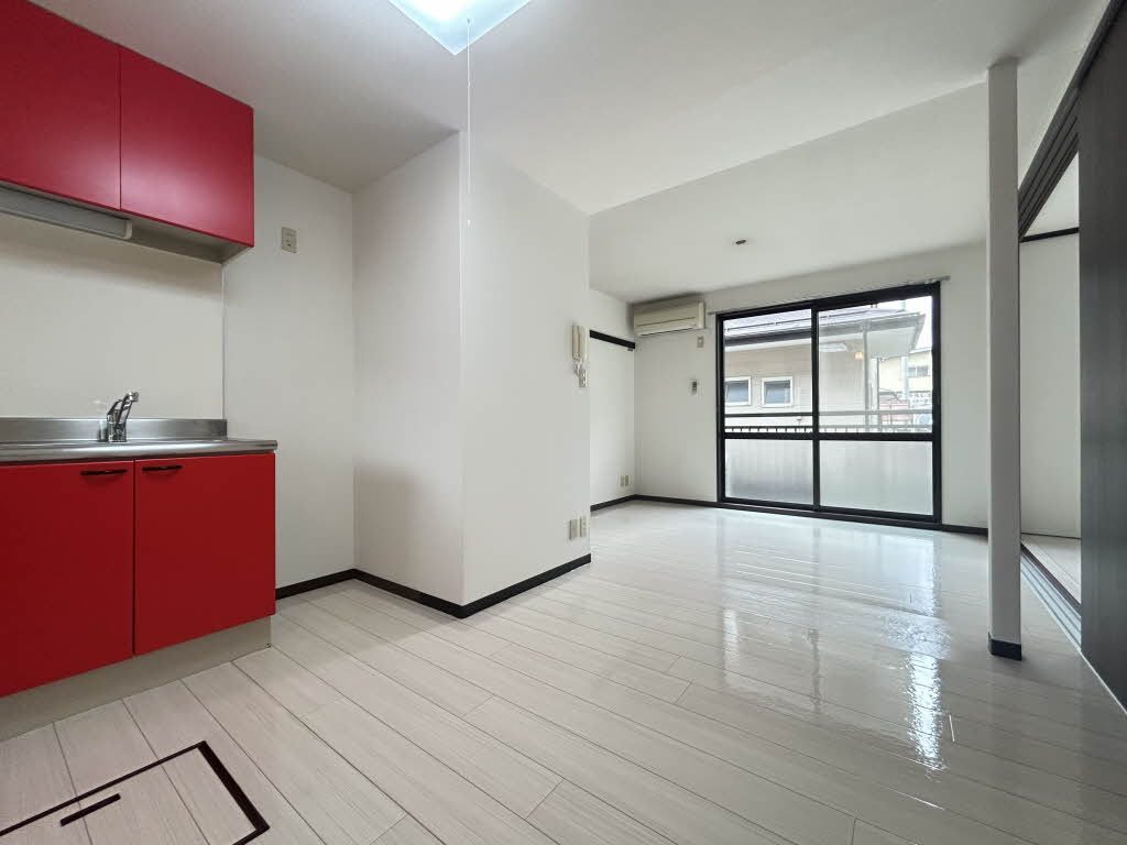 コーポラス・アサリ 102号-2