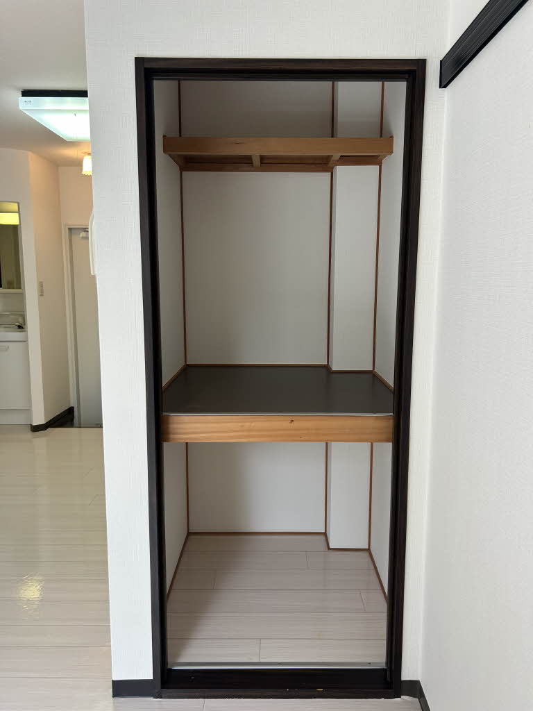 コーポラス・アサリ 102号-8