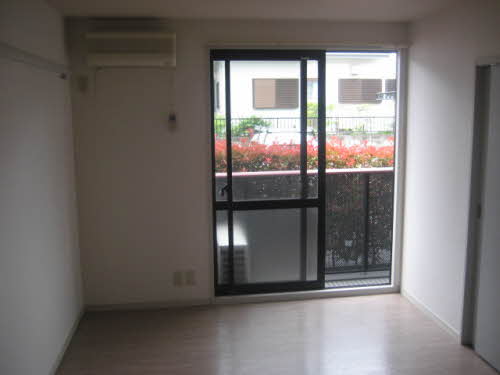 ビューラー美つ坦B 203号-3