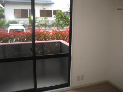 ビューラー美つ坦B 203号-4