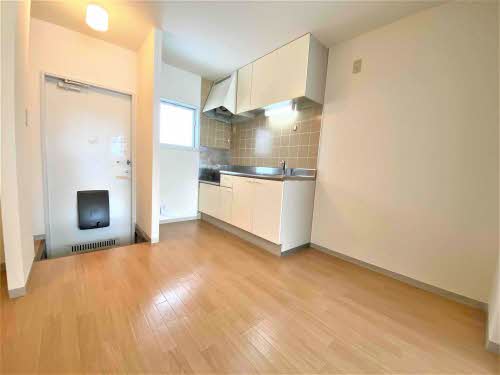 アントハウスK 101号-3