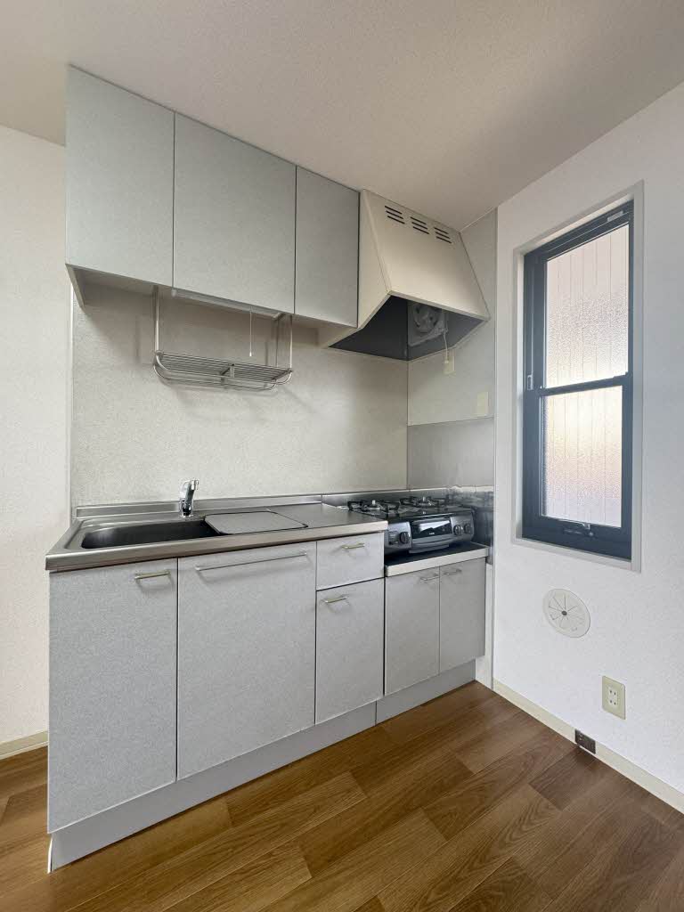 イーストヒルズ 201号-8