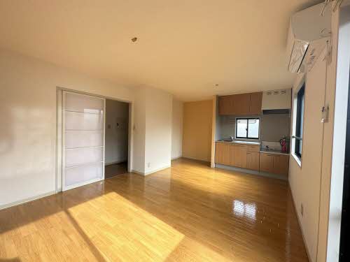 ディアス富田 201号-3