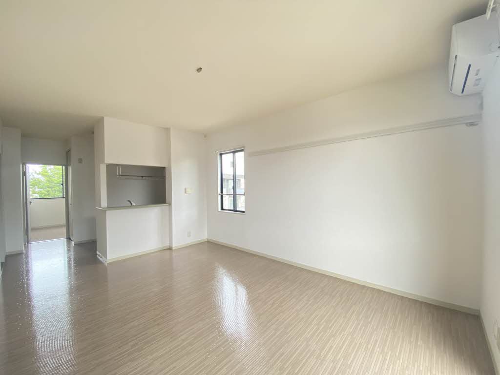 リバーサイド古川 B 202号-3