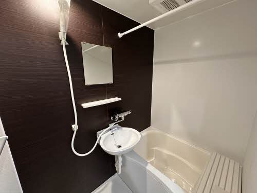 ジュネス リュウ 202号-4