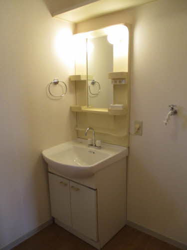 グランデュールあさか 201号-12