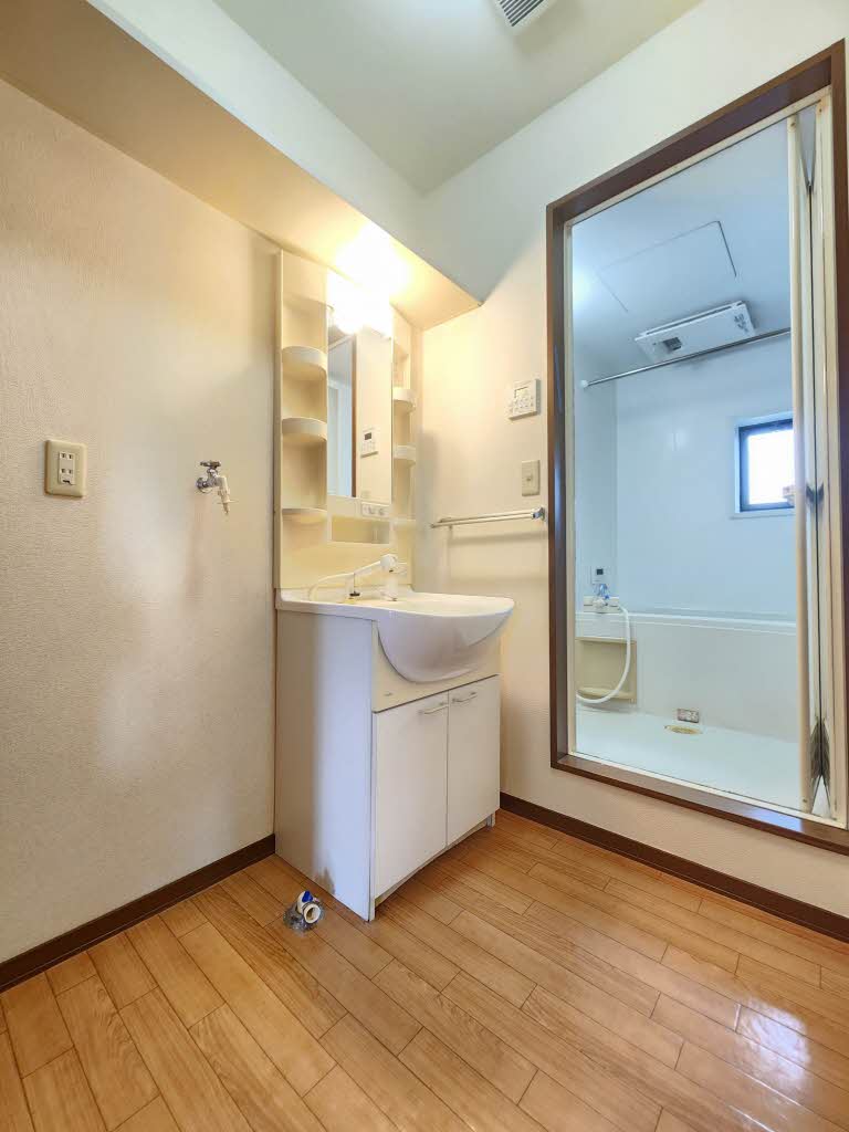 ニコレットテラス A 201号-8