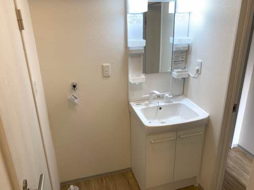 セレナード 103号-6